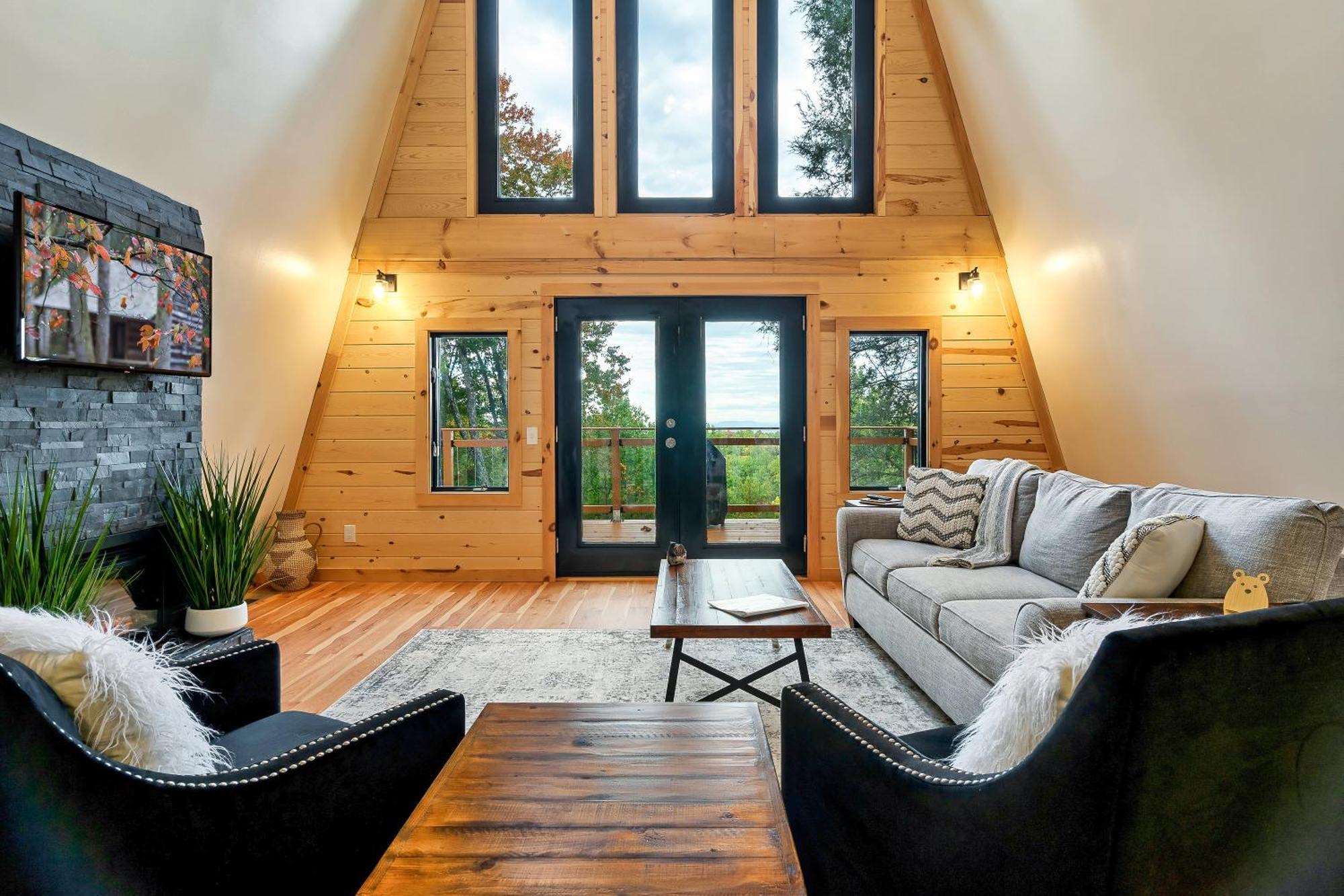 Secluded Mtn View New! 10 Mins To Gatlinburg Or Park Villa ภายนอก รูปภาพ